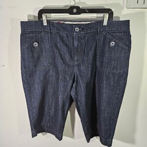 2000's Women's Tommy Hilfiger Navy Blue Denim Jean Shorts!